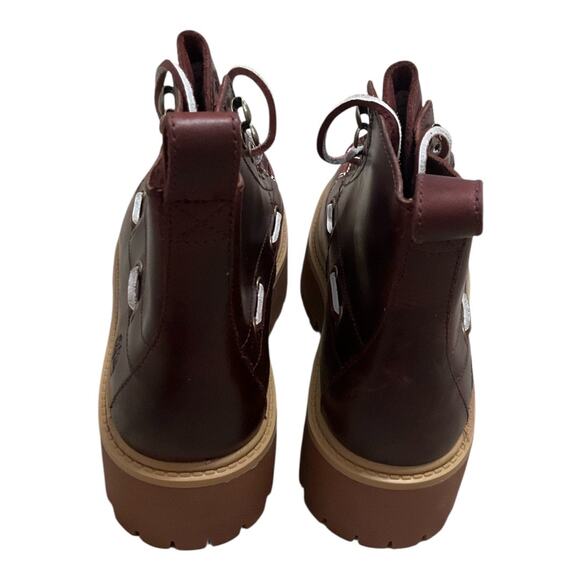 Timberland Women's Lace Up Boots - Burgundy and Tan - Picture 5 of 7